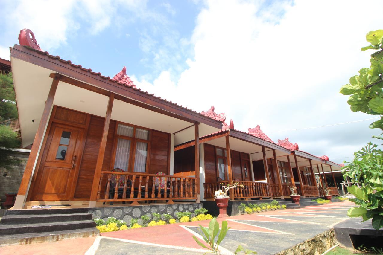 The Royal Joglo Hotel Tepus Luaran gambar