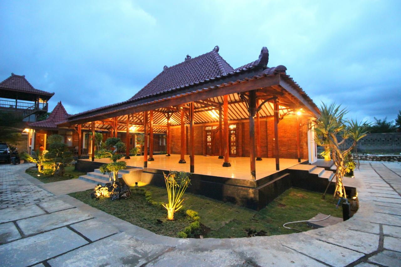 The Royal Joglo Hotel Tepus Luaran gambar